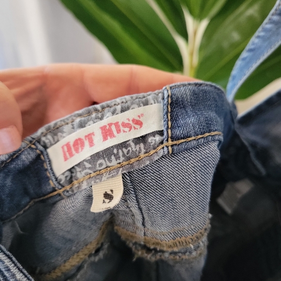 HOT KISS 💋 AVA Short Overalls 😍 - Picture 10 of 15